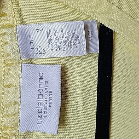 Liz Claiborne Sleeveless Yellow Top Sz L Petite - Picture 2 of 7